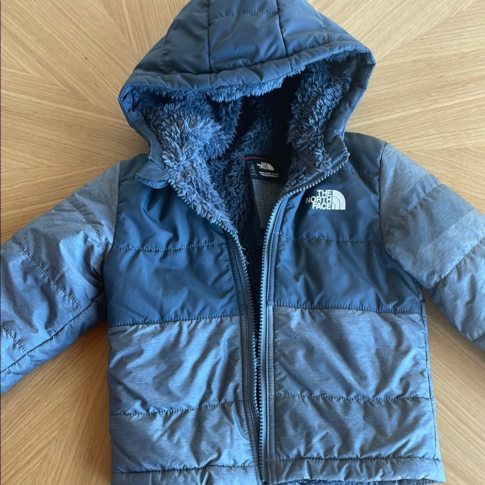 Like-New Reversible The North Face Hooded Puffer Jacket